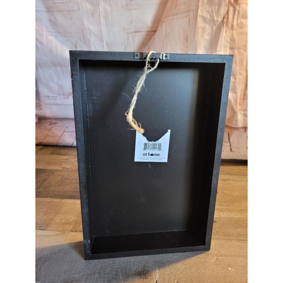 Egg cited about Easter bunny egg basket Wooden wall decor - Picture 3 of 5